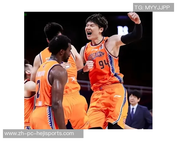 CBA激战广东队对决新疆队谁能在这场巅峰对决中笑到最后